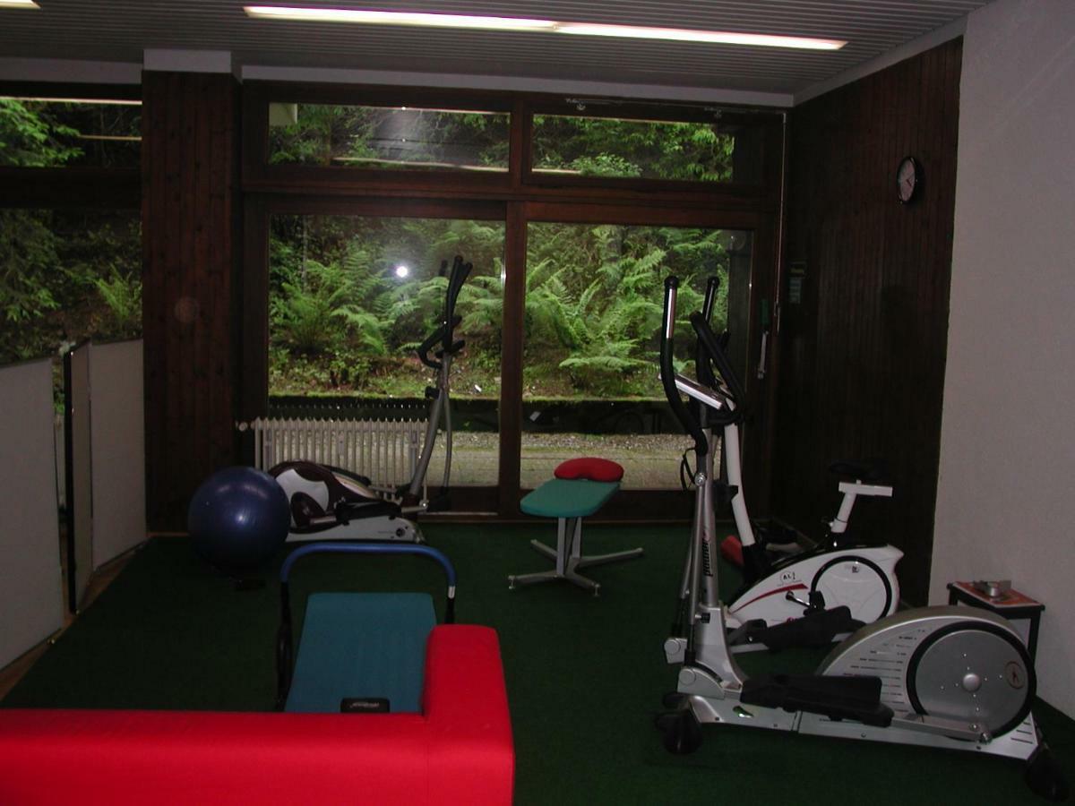 Gemuetliche 1Z Fewo In Schoenwald Mit Balkon, Schwimmbad, Sauna, Fitness Eksteriør billede