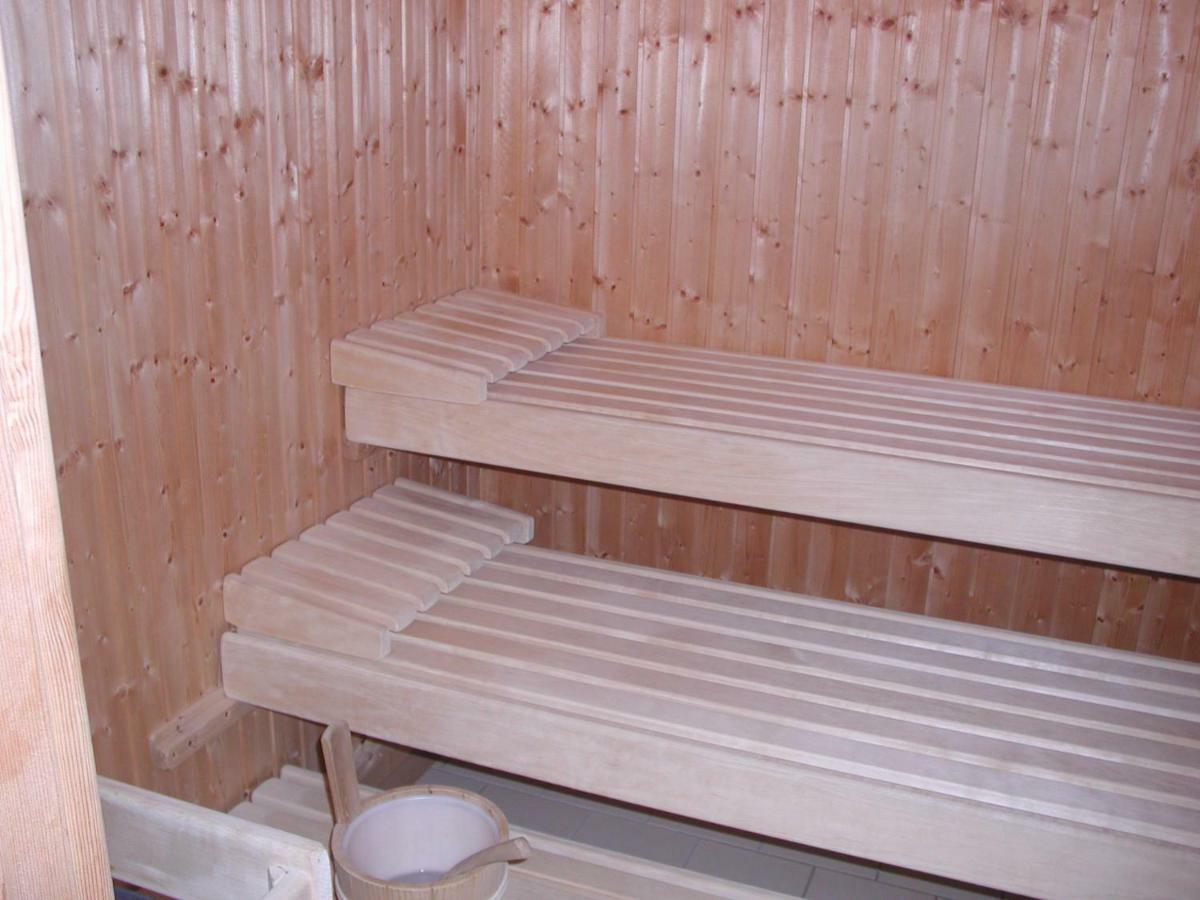Gemuetliche 1Z Fewo In Schoenwald Mit Balkon, Schwimmbad, Sauna, Fitness Eksteriør billede