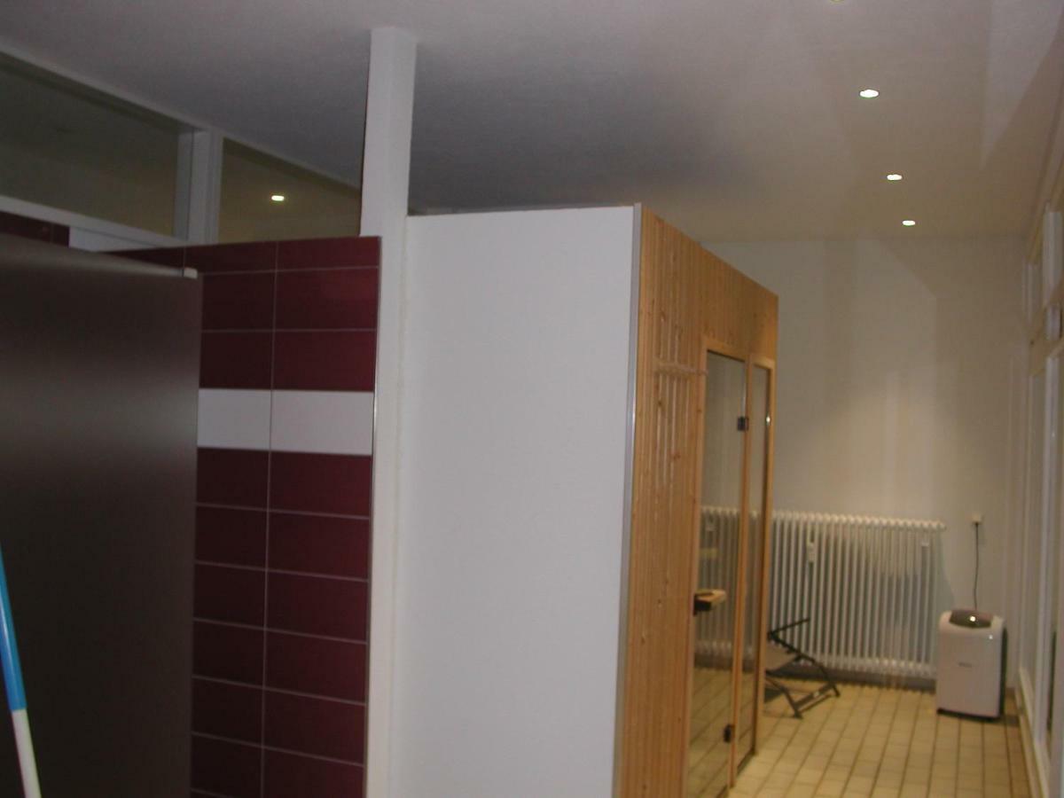 Gemuetliche 1Z Fewo In Schoenwald Mit Balkon, Schwimmbad, Sauna, Fitness Eksteriør billede
